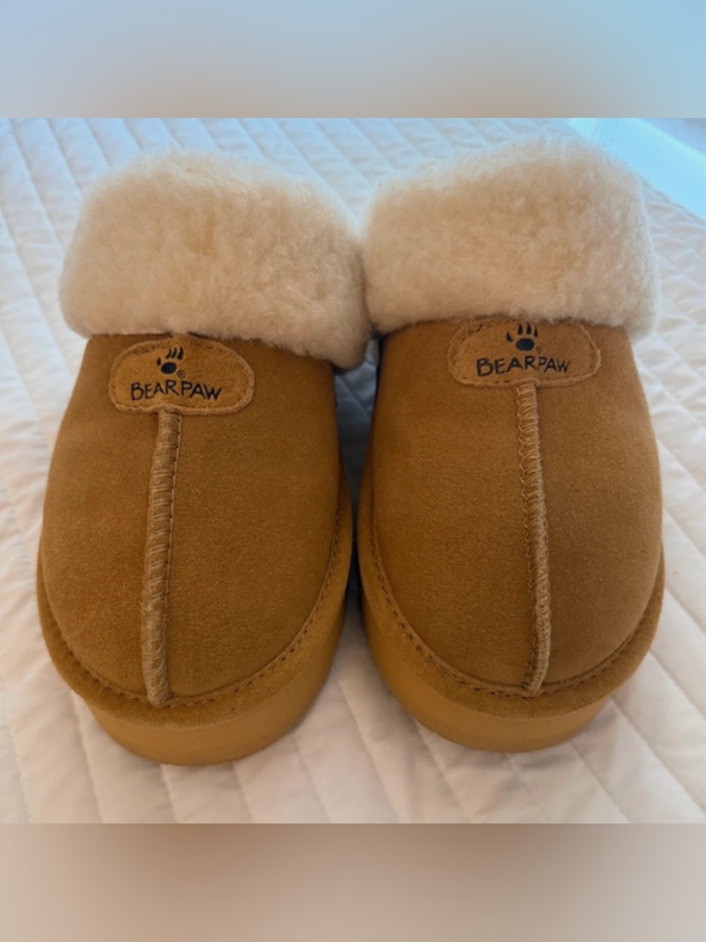 Bearpaw Platform Slippers Women’s Size 9